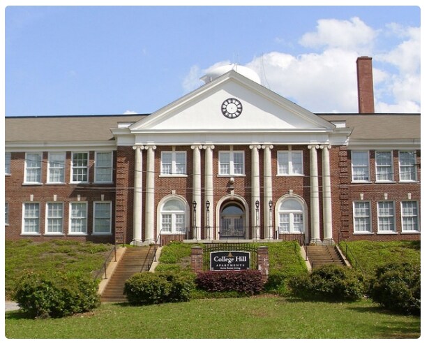 600 8th St in West Point, GA - Building Photo