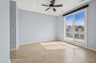 1441 N California Ave in Chicago, IL - Building Photo - Building Photo