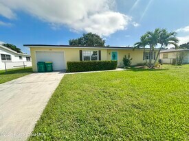 2130 Garnet Ct in Merritt Island, FL - Building Photo