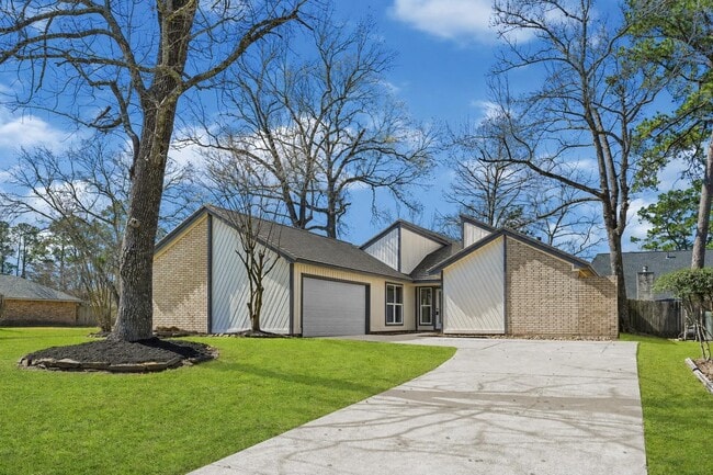 property at 3203 Falling Brook Dr