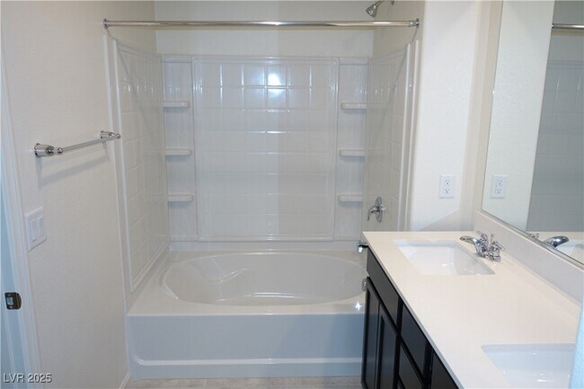 2261 Via Firenze in Henderson, NV - Building Photo - Building Photo