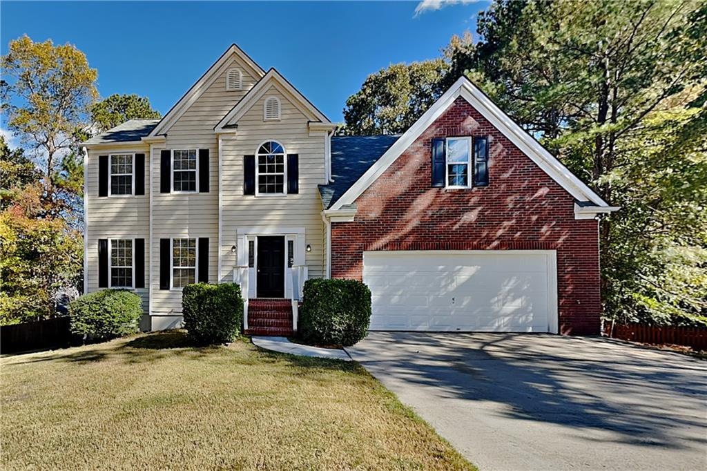 111 Trellis Ct in Acworth, GA - Building Photo