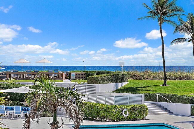 2600 S Ocean Blvd in Palm Beach, FL - Building Photo - Building Photo