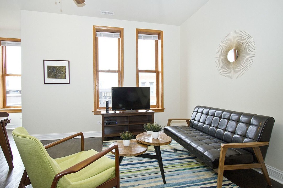 939 W Armitage Ave-Unit -B in Chicago, IL - Building Photo