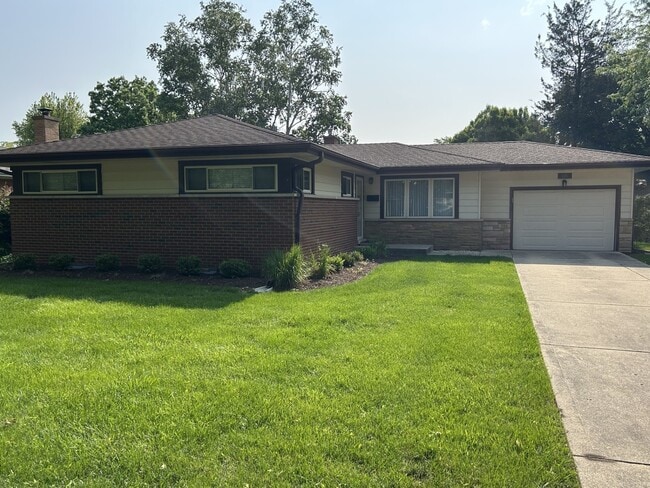 property at 105 N Phelps Ave