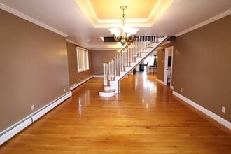 484 Walnut St in Fall River, MA - Foto de edificio - Building Photo