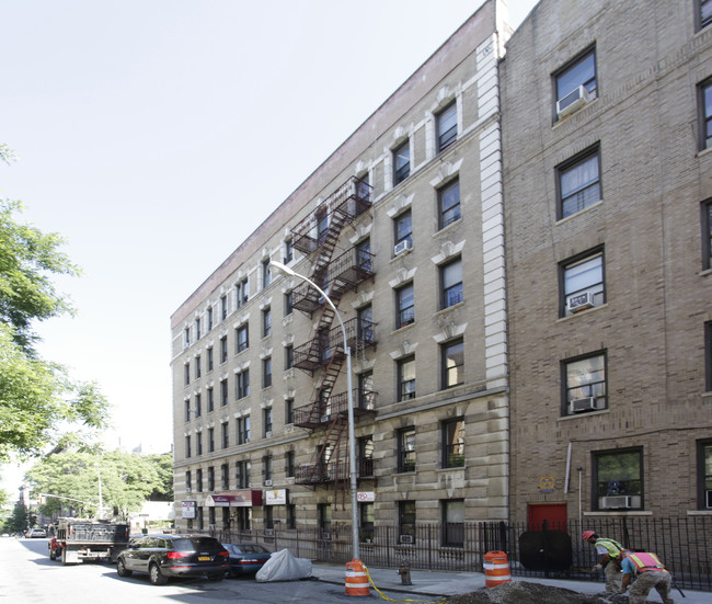 51 Hamilton Pl in New York, NY - Building Photo - Building Photo