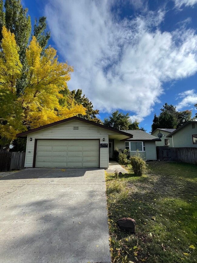 property at 2519 Hawkins St