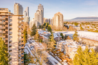 Maple Glade in Burnaby, BC - Building Photo - Building Photo