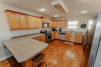 949 Hideaway Dr in Somerset, KY - Building Photo - Building Photo