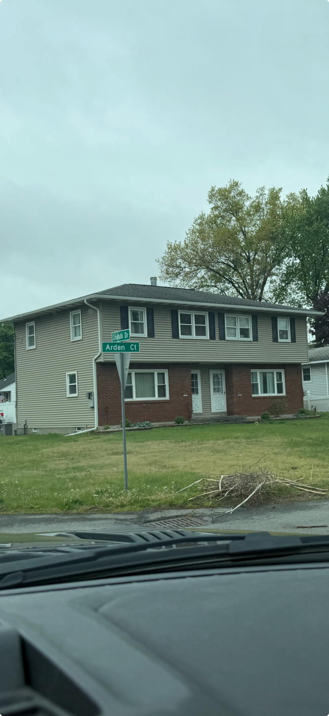 2 Arden Ct, Unit Side A