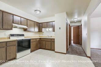 2500 Honey Lou Ct-Unit -2500 Honey Lou Ct - in Appleton, WI - Building Photo - Building Photo