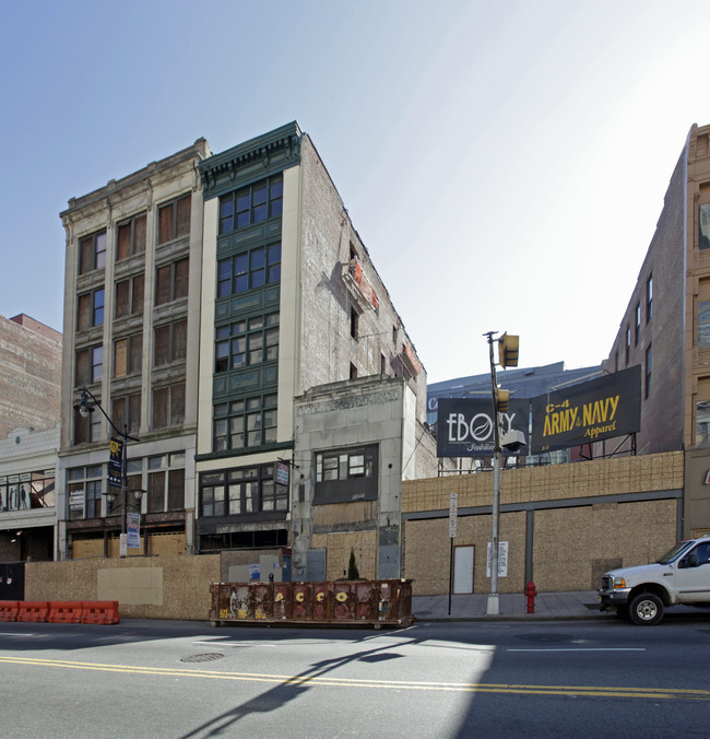 The Madison at Rock Plaza Lofts in Newark, NJ - Foto de edificio - Building Photo