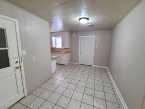 2406 Chestnut St in San Angelo, TX - Building Photo - Building Photo