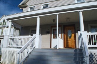 30 Royce Ave in Middletown, NY - Building Photo - Building Photo
