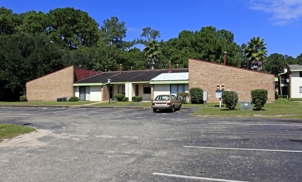 Mystic Woods Condos in Tallahassee, FL - Foto de edificio