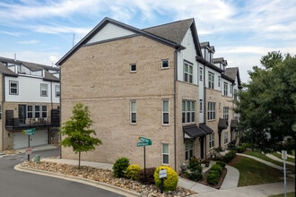 Wendwood Terrace in Charlotte, NC - Building Photo - Building Photo
