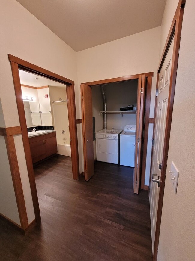 910 Gladstone St in Bellingham, WA - Building Photo - Building Photo