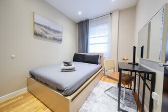 5 W 101st St in New York, NY - Building Photo - Building Photo