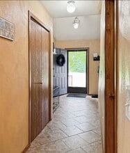 364 Oak St in Vestal, NY - Building Photo - Building Photo