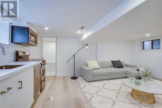 24 Barrington Ave in Toronto, ON - Building Photo - Building Photo