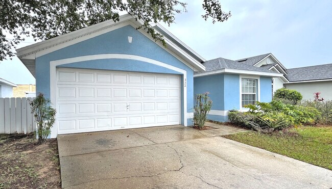 332 Cheshire Way in Davenport, FL - Building Photo - Building Photo