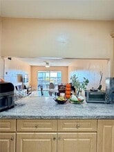 305 W 68th St, Unit 516 in Hialeah, FL - Building Photo - Building Photo