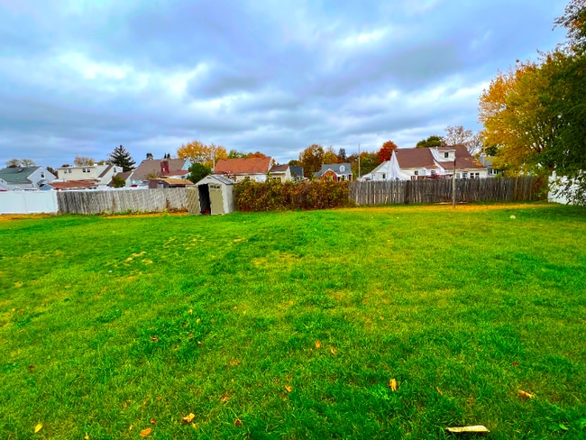 property at 172 Mariaville Rd