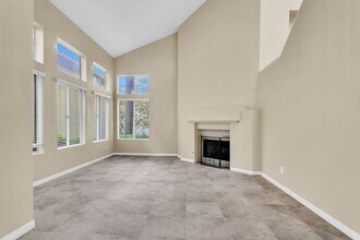5744 Caminito Empresa in San Diego, CA - Building Photo - Building Photo