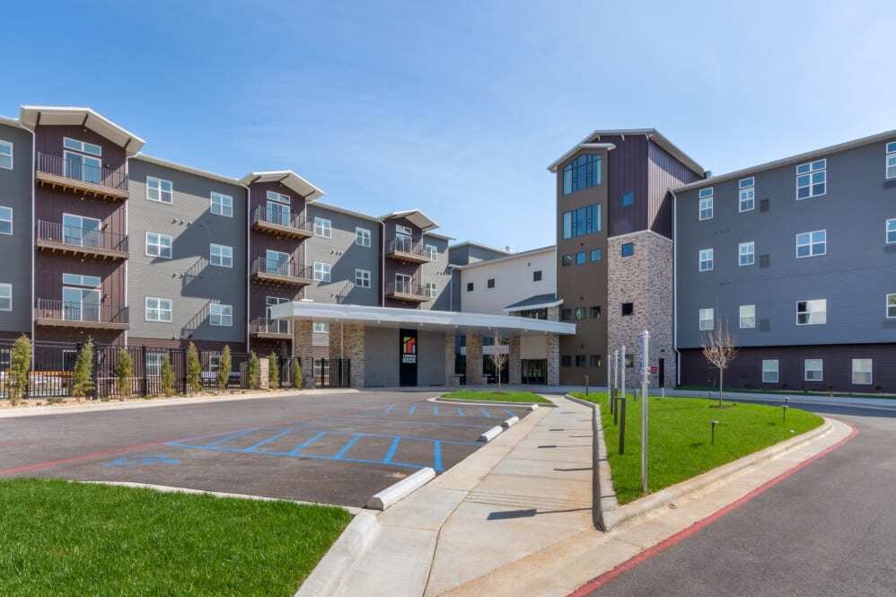 Turners Rock Senior Living in Springfield, MO - Foto de edificio