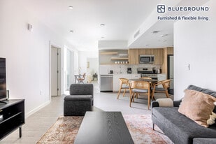 2150 Kittredge St in Berkeley, CA - Building Photo