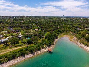 5803 Rittenhouse Shore Dr in Austin, TX - Building Photo - Building Photo