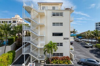 The Palmbeacher in Palm Beach, FL - Building Photo - Building Photo