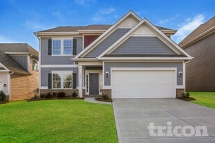 115 Queenshall Rd in Mooresville, NC - Building Photo