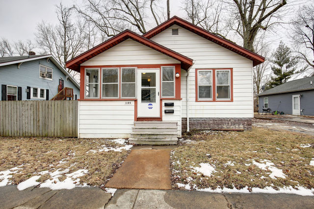 property at 1105 W Hill St