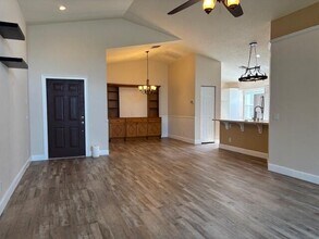 2844 SW Regal Terrace in Stuart, FL - Building Photo - Building Photo