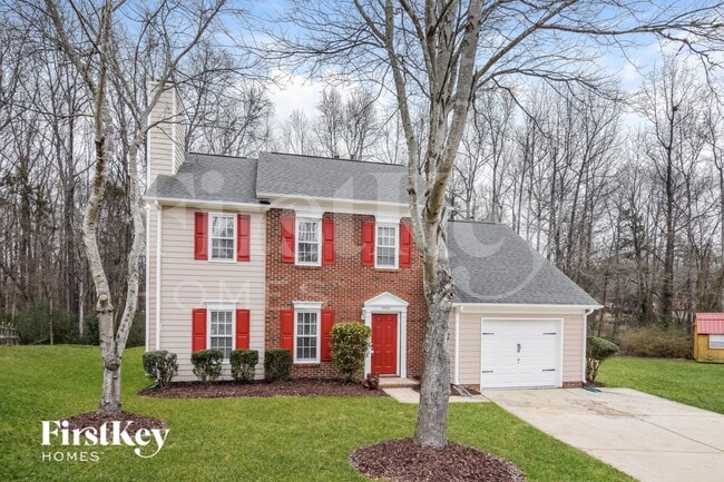 7402 Claymont Dr in Charlotte, NC - Building Photo - Building Photo