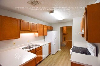 1658 Powderhorn Ct in Jacksonville, FL - Building Photo - Building Photo