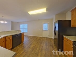 1624 Long Paw Ln in Charlotte, NC - Foto de edificio - Building Photo