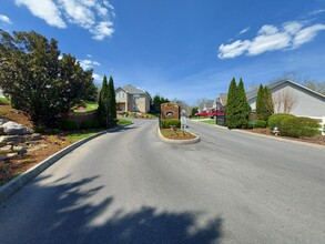 30 Hiddenbrooke Ln in Gray, TN - Building Photo - Building Photo