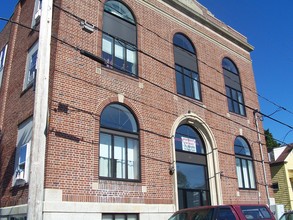 Lafayette Park Condominiums in Fall River, MA - Building Photo - Building Photo