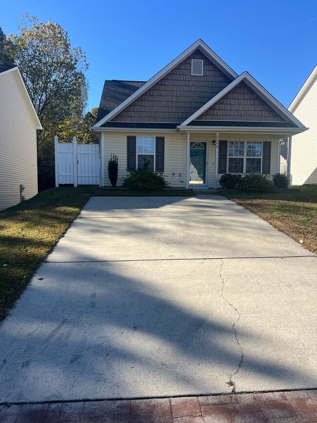 property at 2008 Duke Adam St