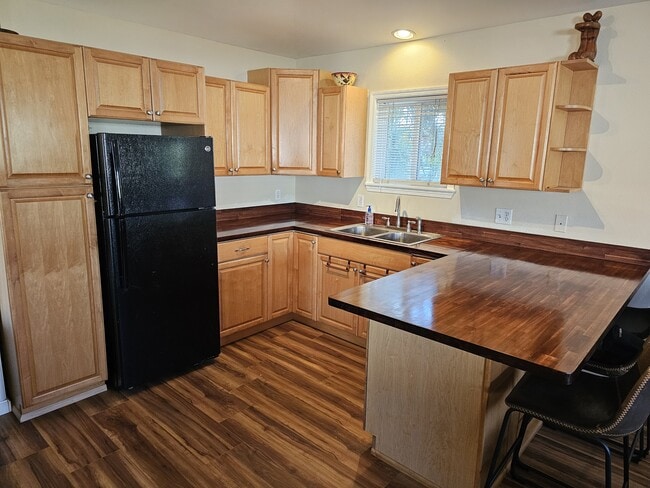 property at 66-437-170 Waialua Beach Rd