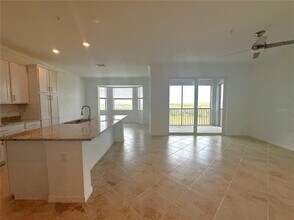 14051 Heritage Landing Blvd, Unit 545 in Punta Gorda, FL - Building Photo - Building Photo