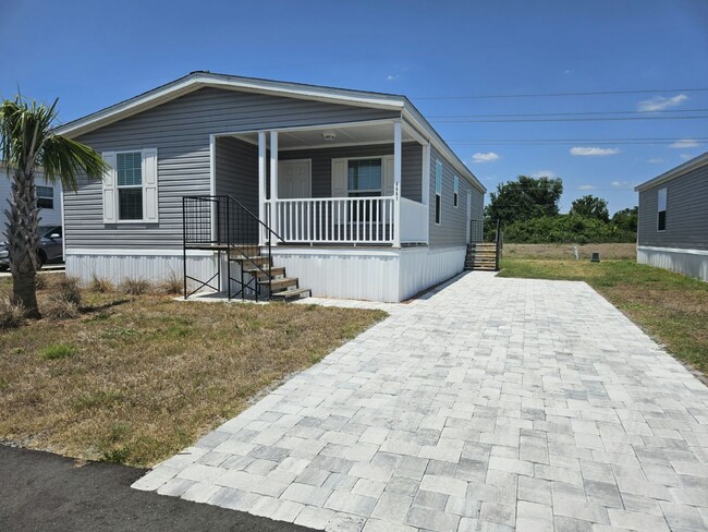 property at 6661 Hidden Oaks Dr