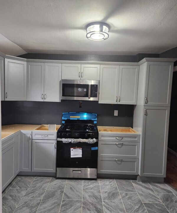 450 Beach 27th St in Queens, NY - Building Photo