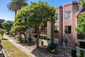 Mediterannean Woods in Glendale, CA - Building Photo - Building Photo