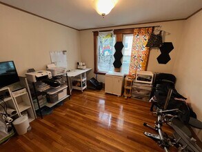 110 Walnut St, Unit #1 in Watertown, MA - Foto de edificio - Building Photo