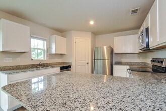 20 Pennsylvania Ln in Palm Coast, FL - Building Photo - Building Photo