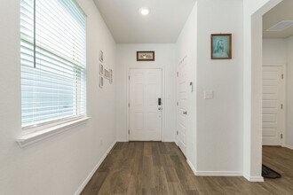 10815 Fox Trot Way in Converse, TX - Building Photo - Building Photo